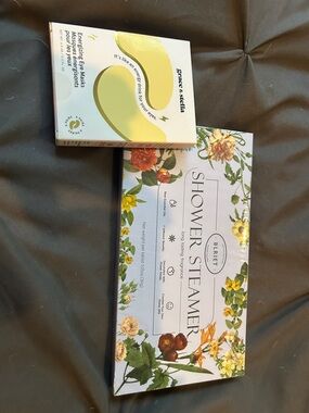 grace & stella Energizing Eye Masks and shower steamer